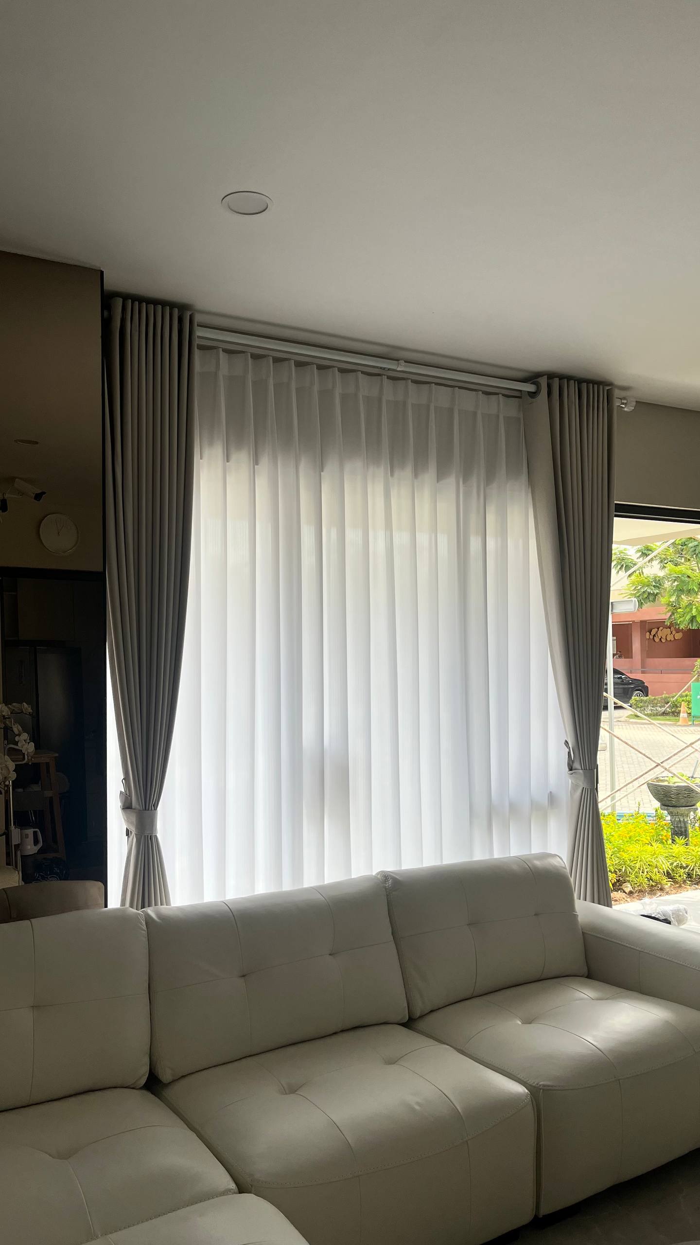 hasil pemasangan gorden rumah decor