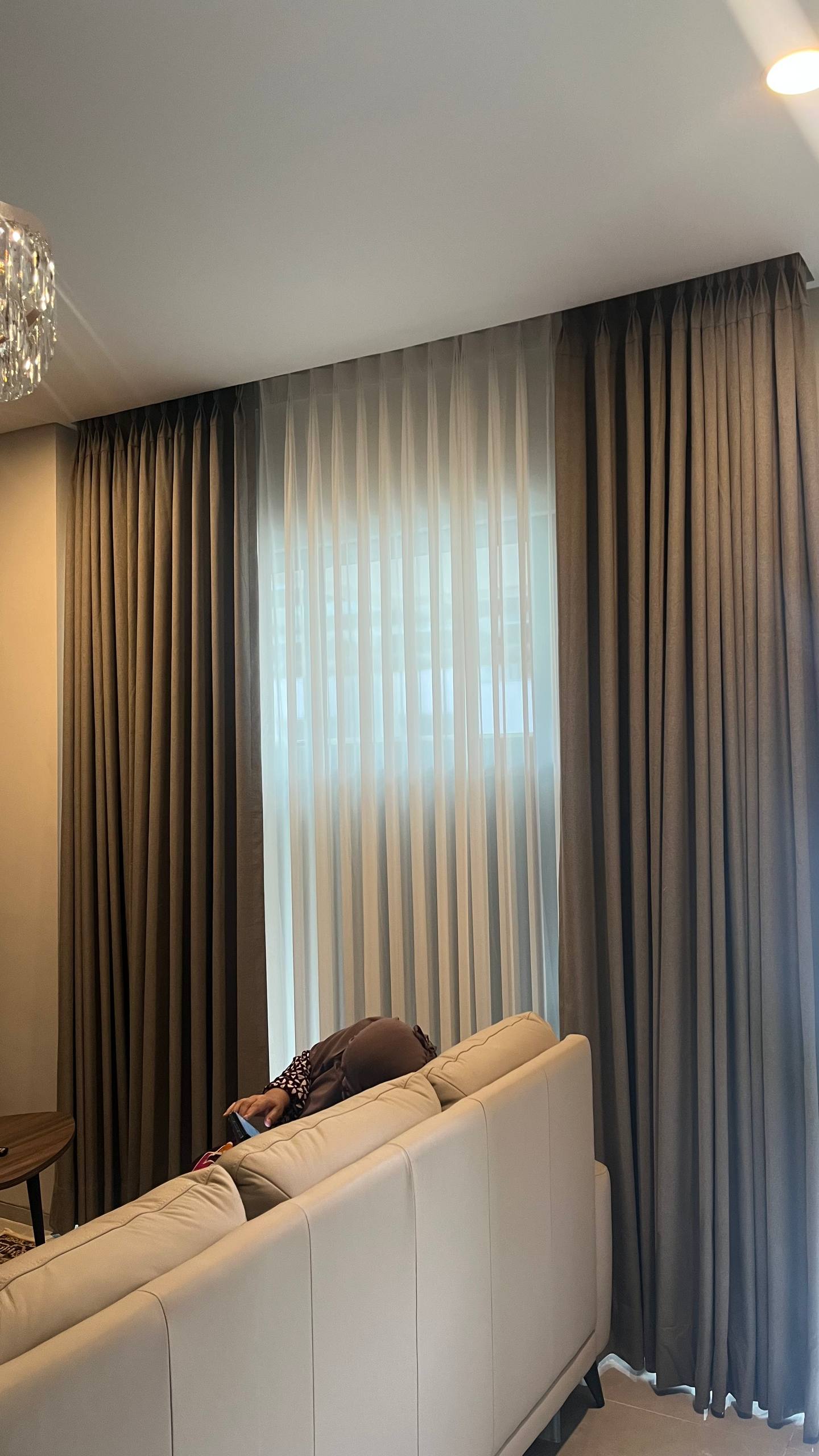 hasil pemasangan gorden rumah decor